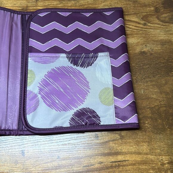 Thirty One Purple Chevron Dot Tote a Tablet Case iPad 9x7 With Pockets - Picture 4 of 8